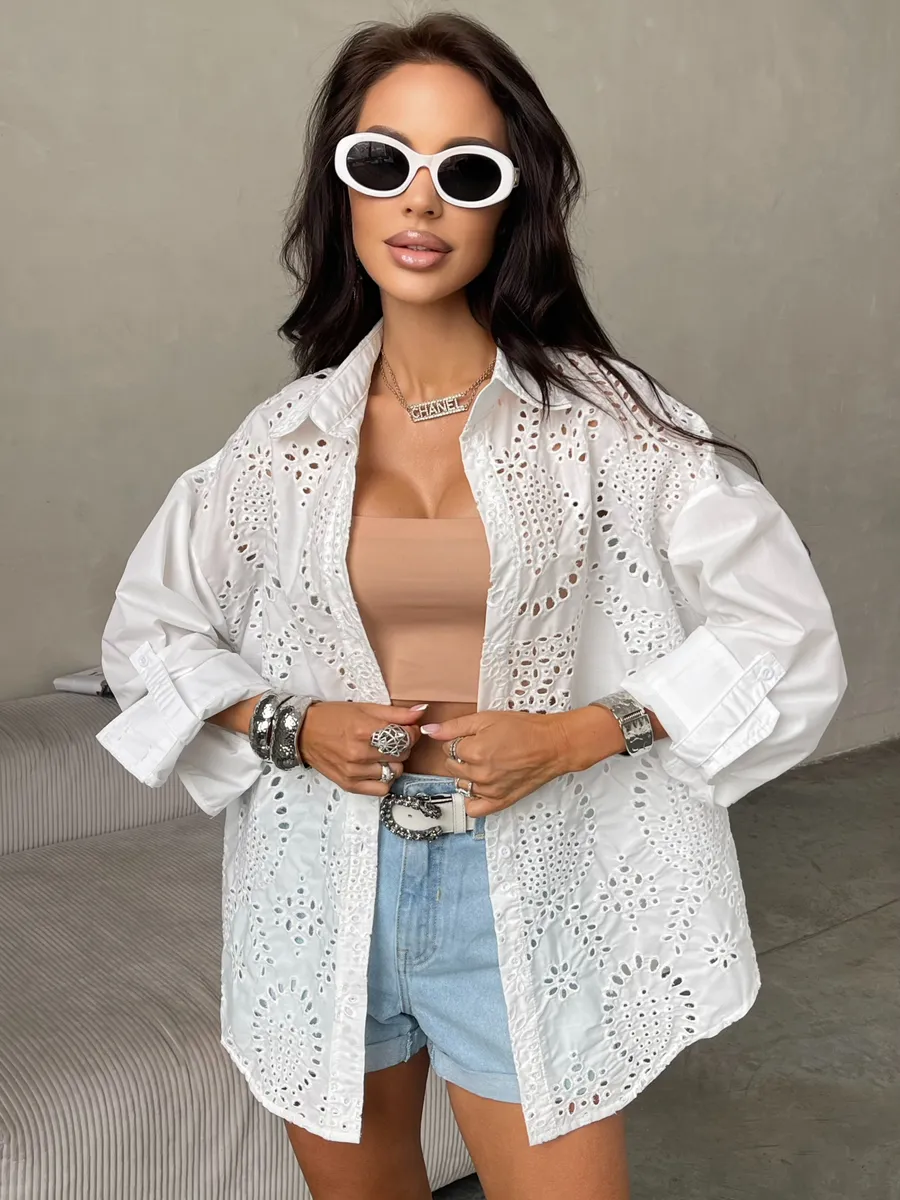 Белая рубашка нарядная оверсайз