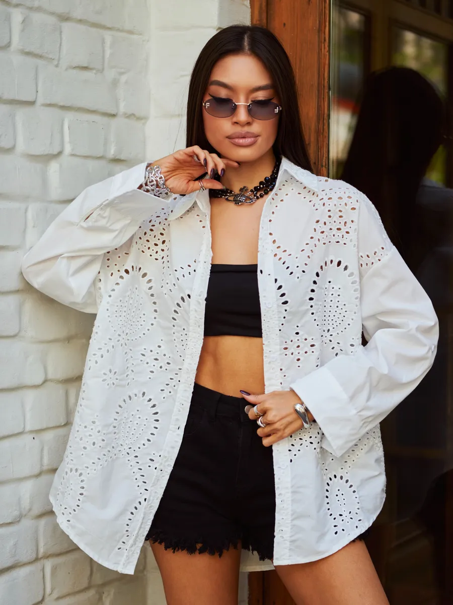 Белая рубашка нарядная оверсайз