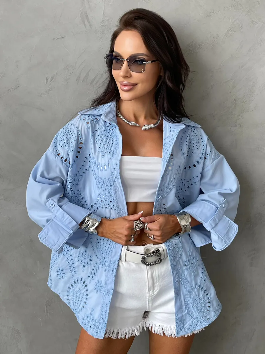 Голубая рубашка нарядная оверсайз