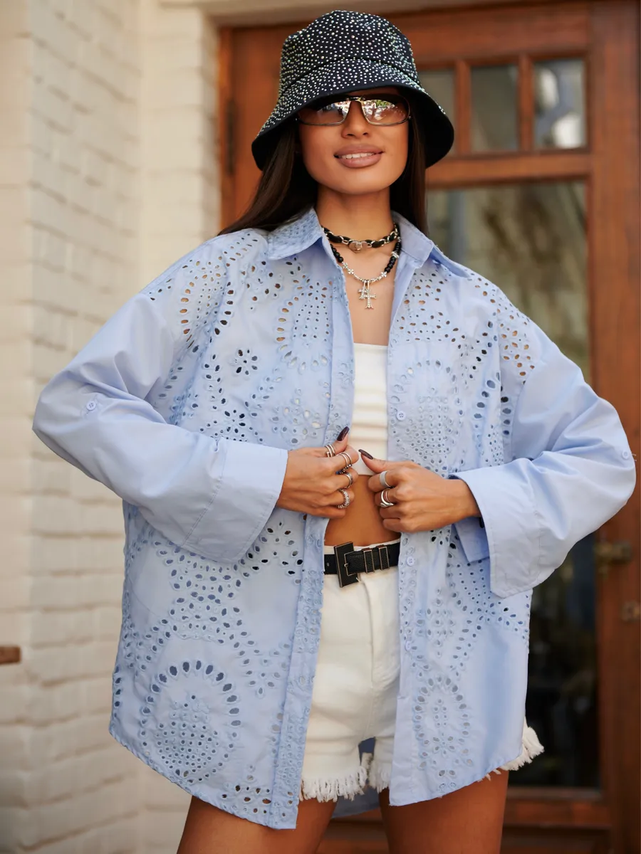 Голубая рубашка нарядная оверсайз