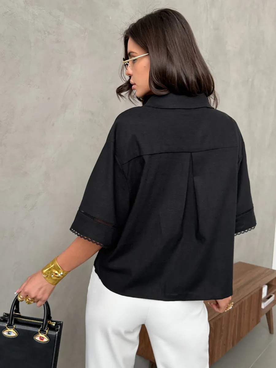 Черная рубашка оверсайз с коротким рукавом