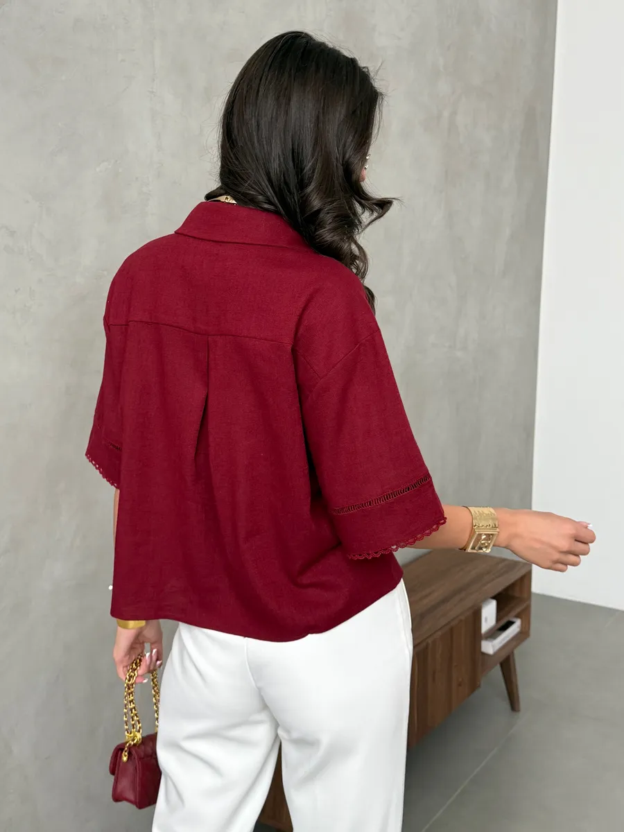 Бордовая рубашка оверсайз с коротким рукавом