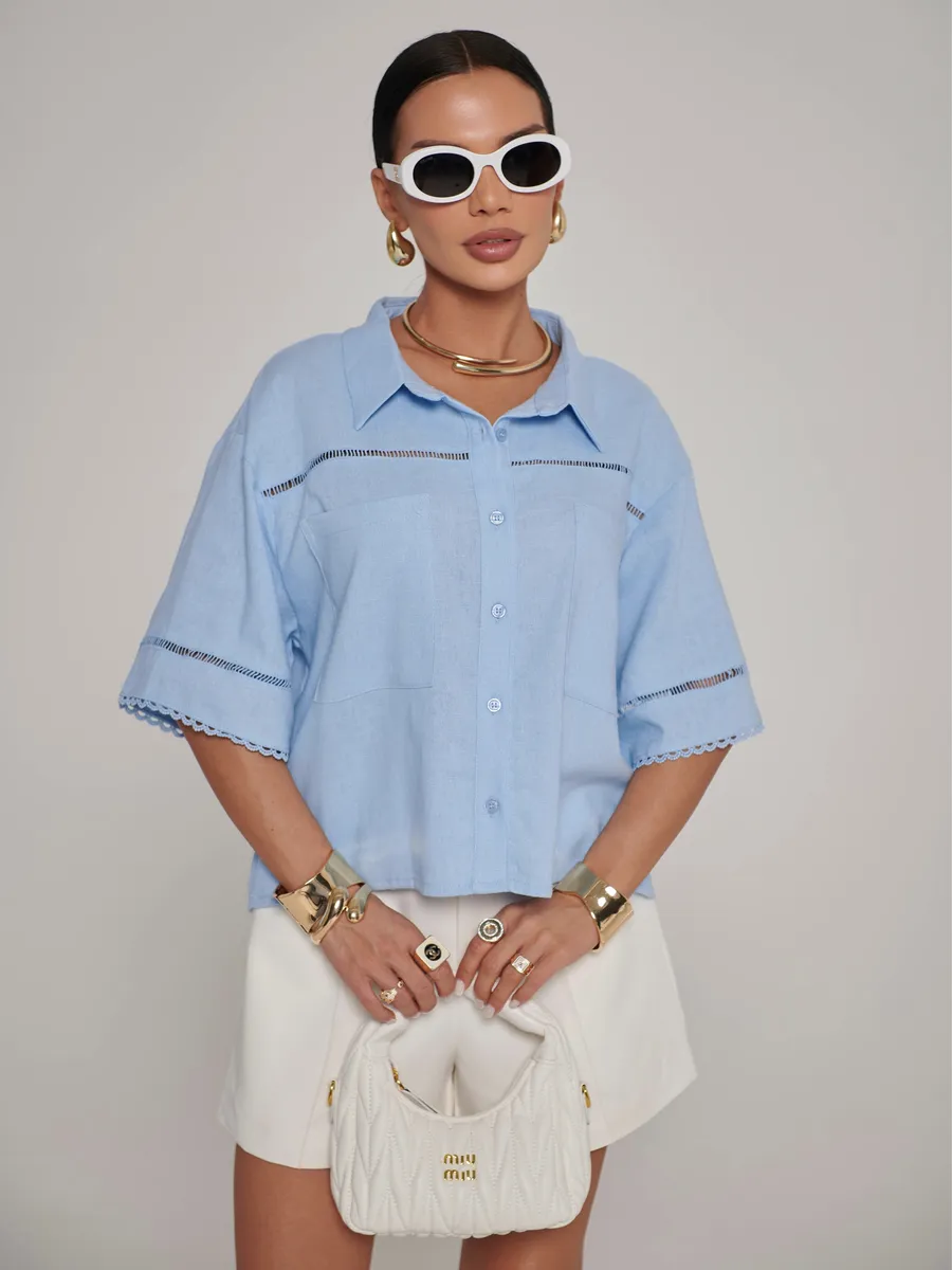 Голубая рубашка оверсайз с коротким рукавом