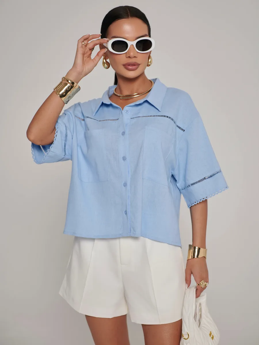 Голубая рубашка оверсайз с коротким рукавом