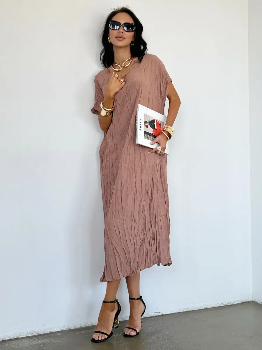 Пудровое платье летнее легкое