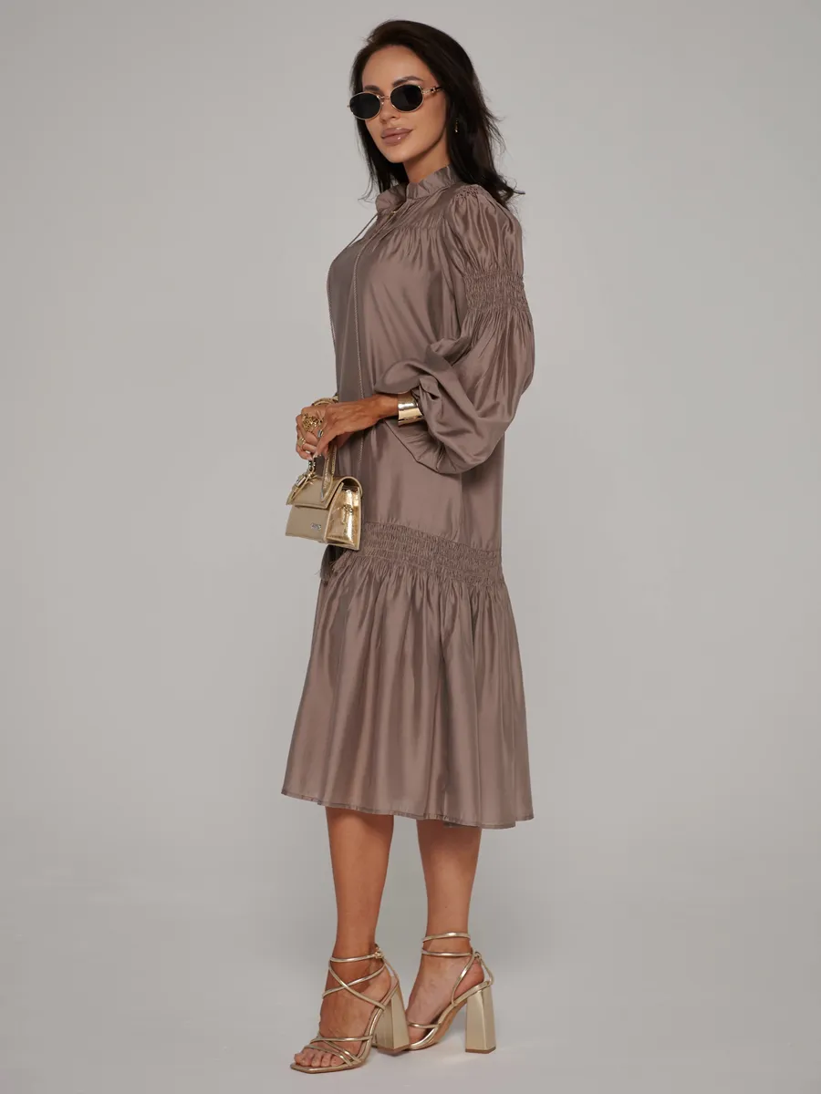 Светло-коричневое платье праздничное летнее