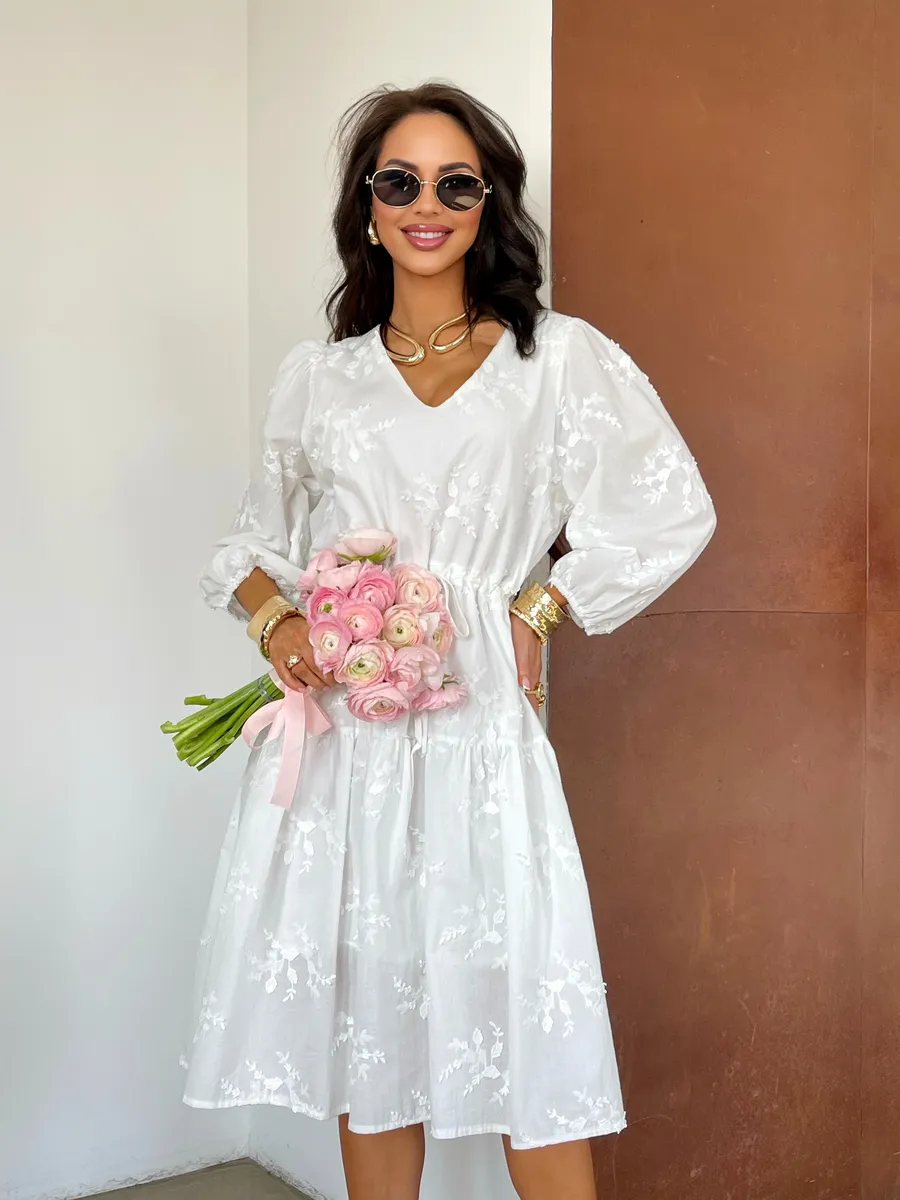 Белое платье летнее