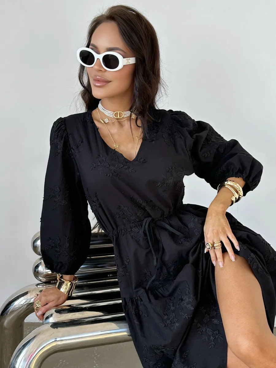 Черное платье летнее