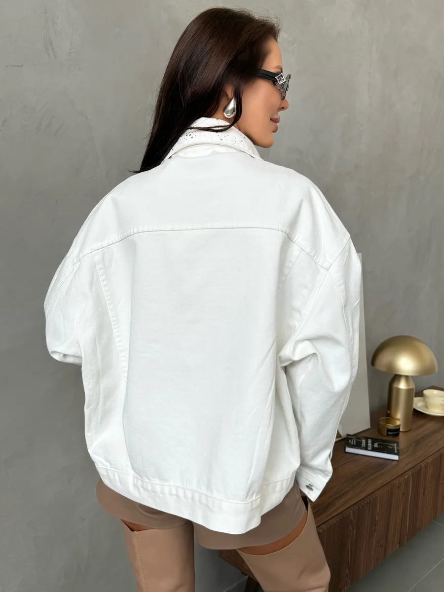 Белая джинсовая куртка летняя