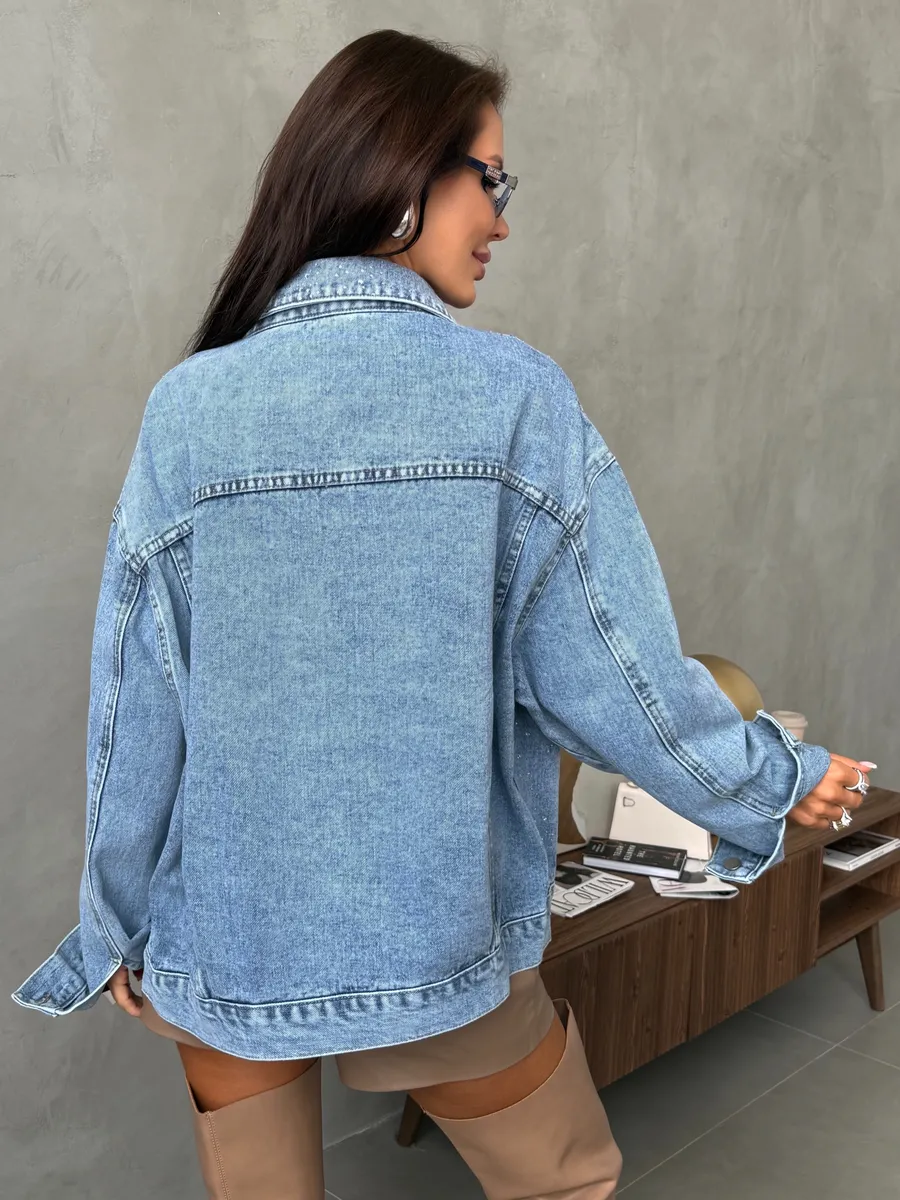 Синяя джинсовая куртка летняя