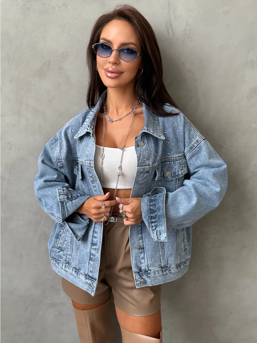 Синяя джинсовая куртка летняя