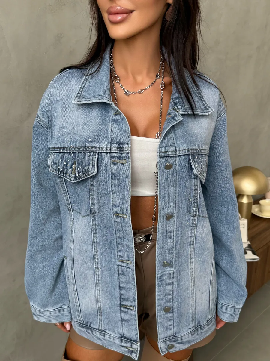 Синяя джинсовая куртка летняя