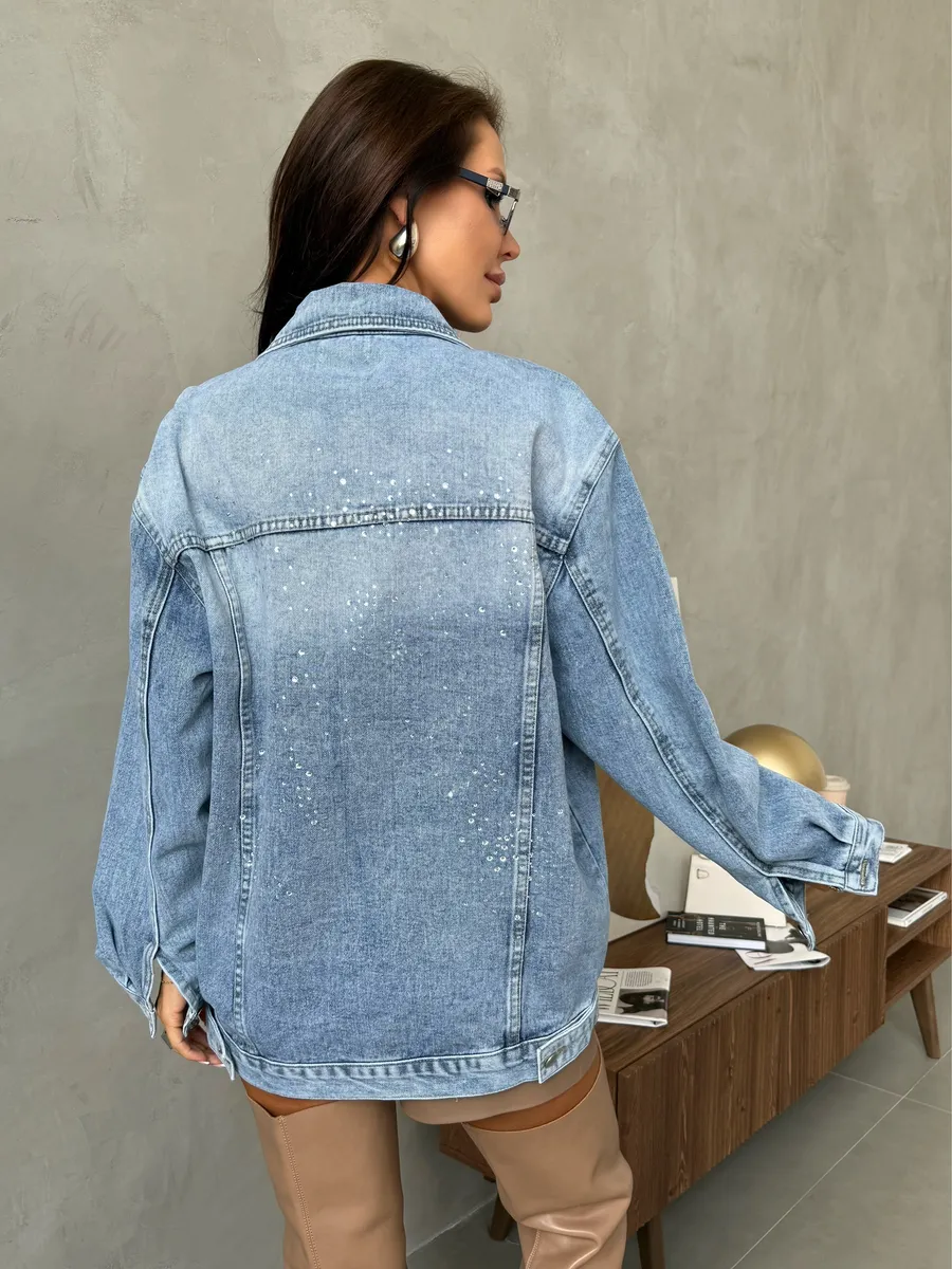 Синяя джинсовая куртка летняя