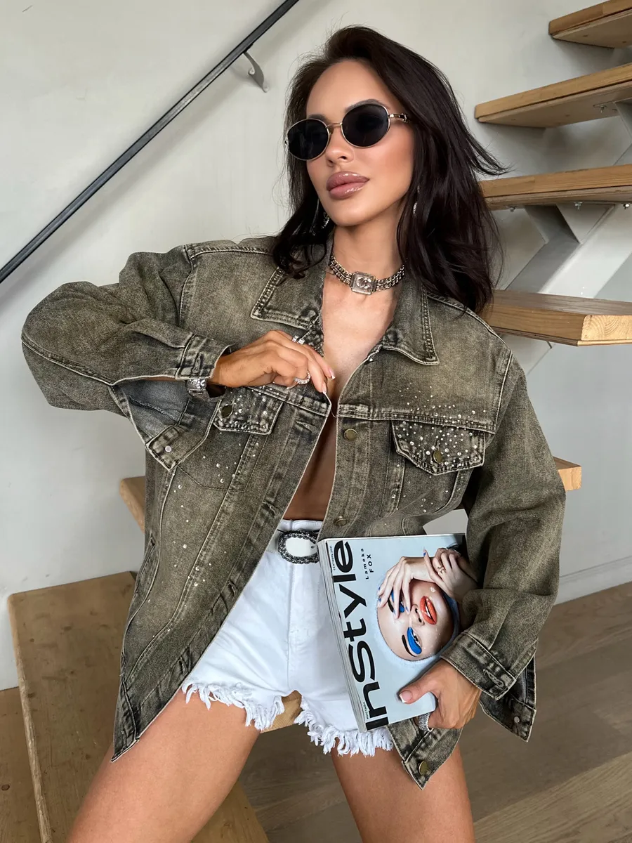 Серая джинсовая куртка летняя