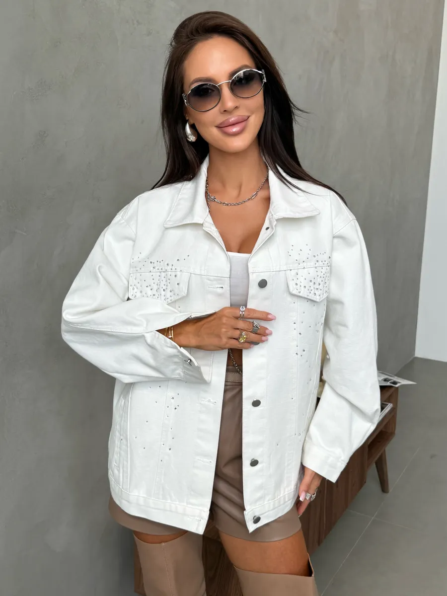 Белая джинсовая куртка летняя