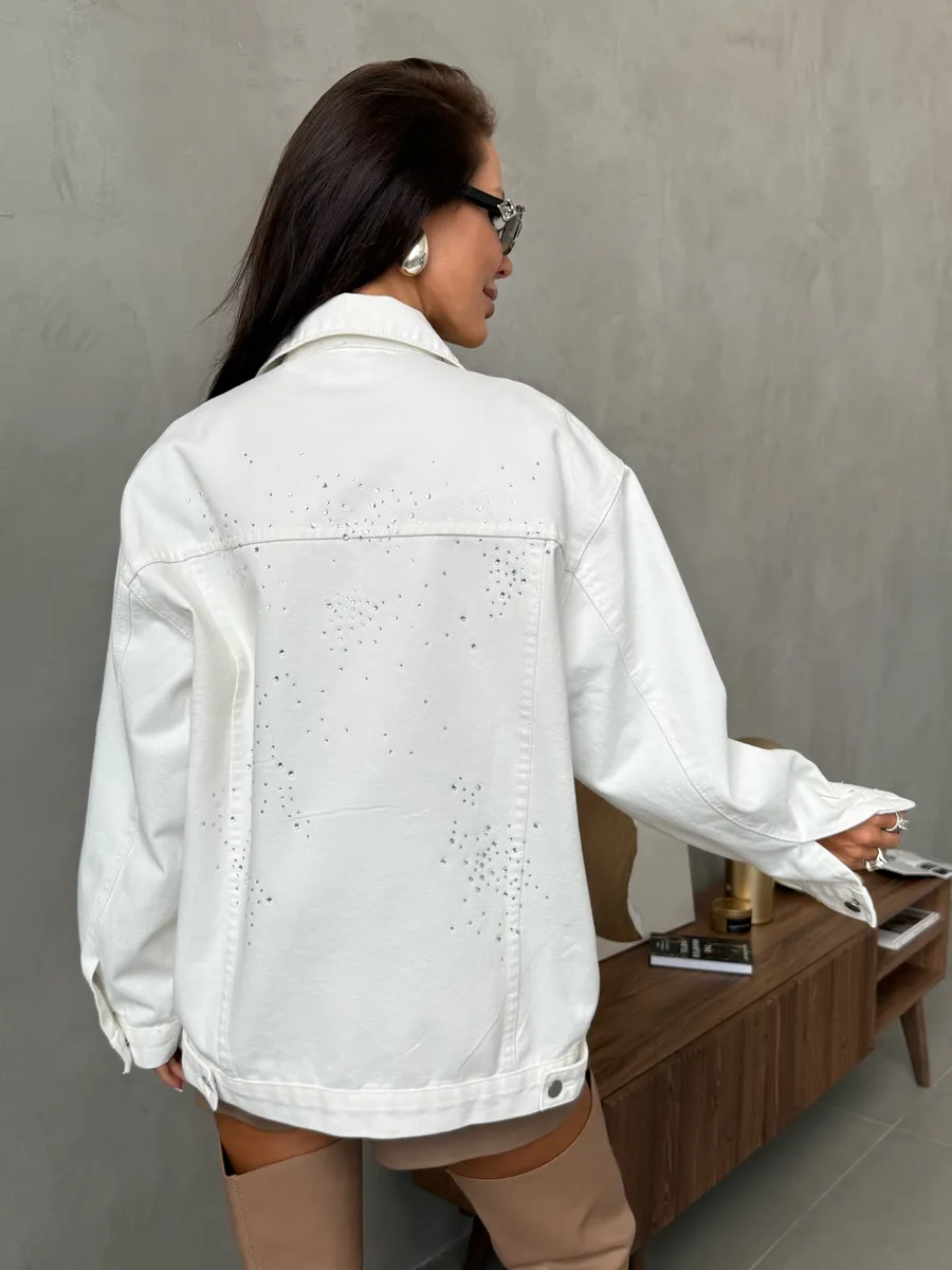 Белая джинсовая куртка летняя