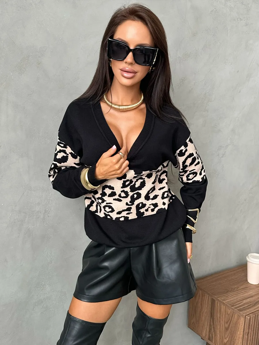 Черная кофта теплая с длинным рукавом