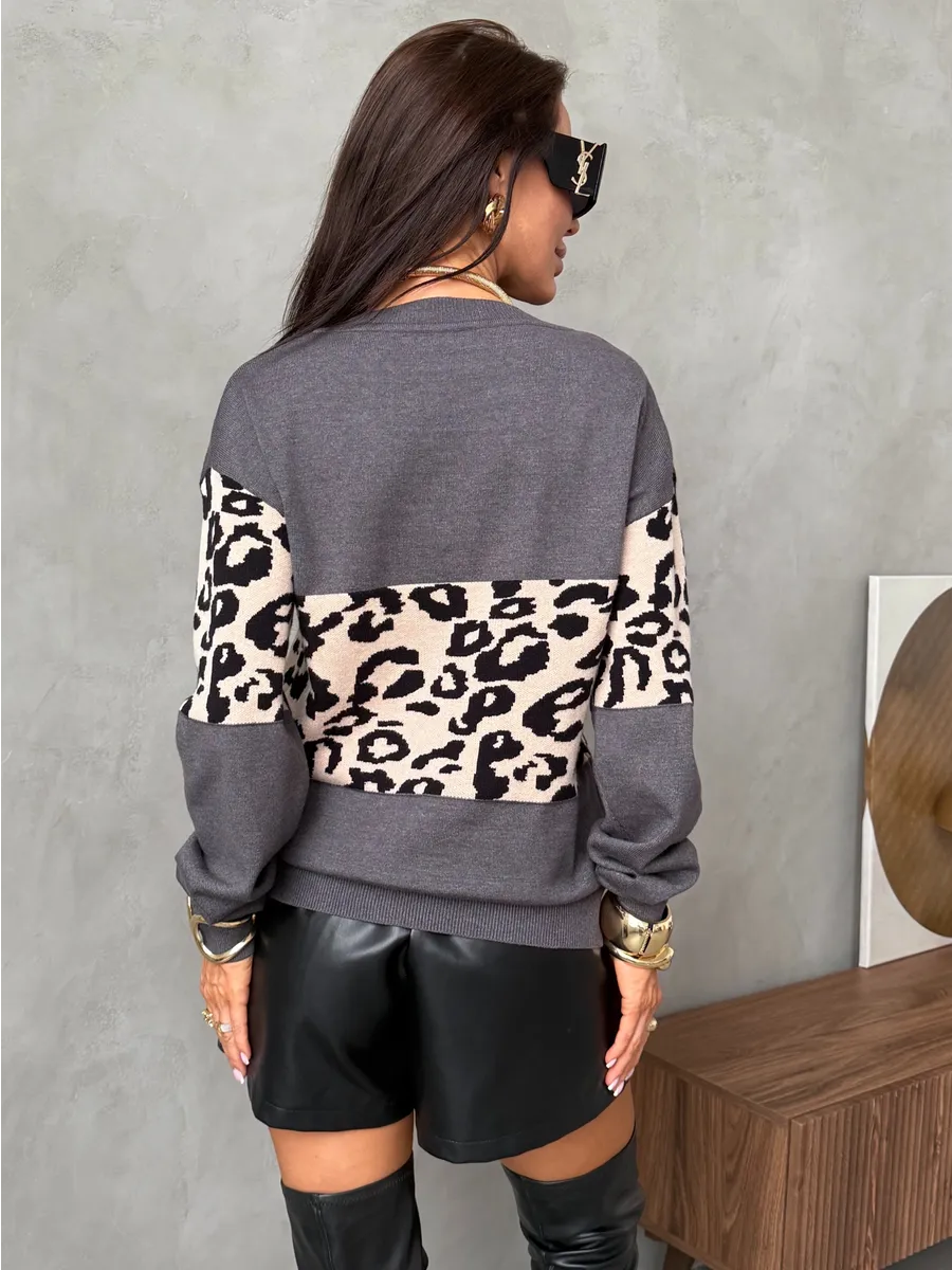 Серая кофта теплая с длинным рукавом