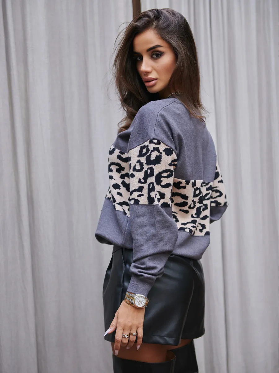 Серая кофта теплая с длинным рукавом