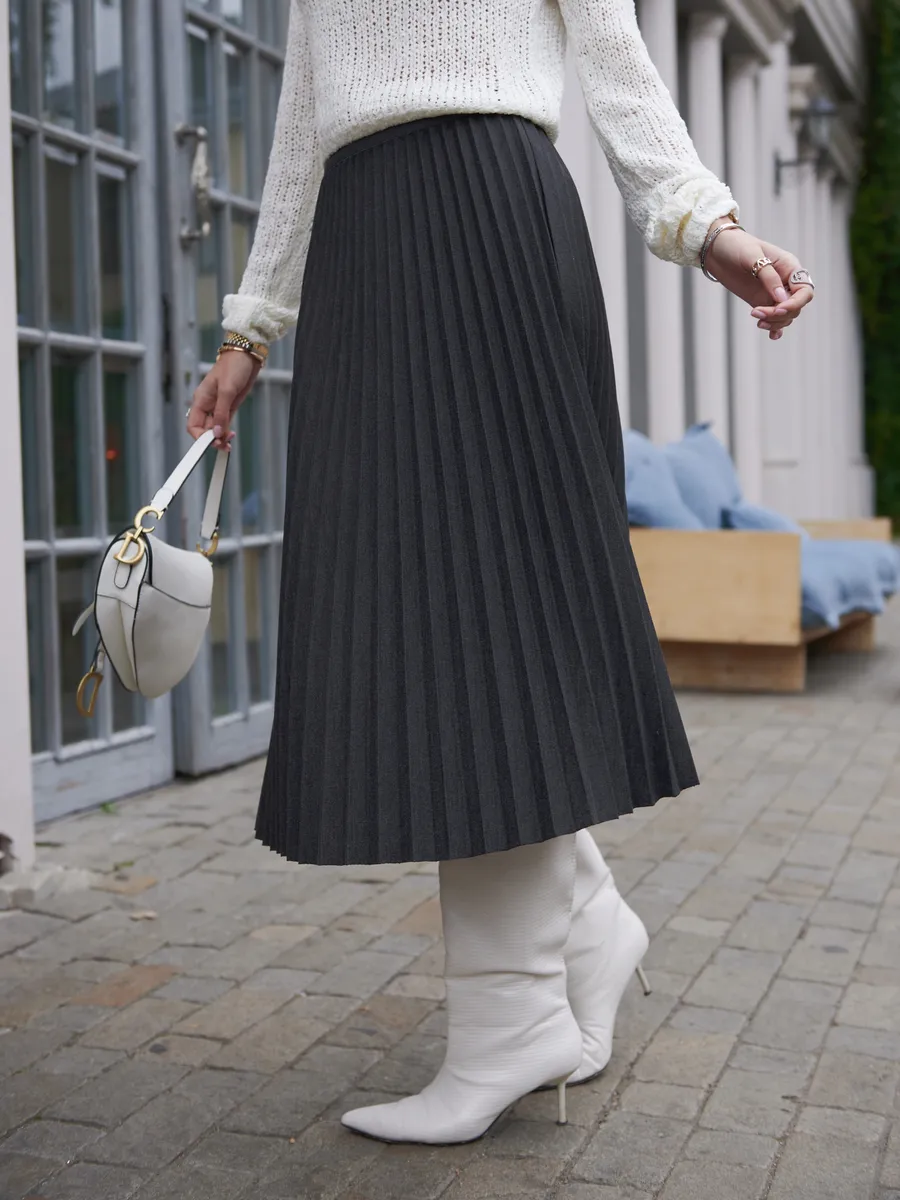 Серая юбка миди теплая