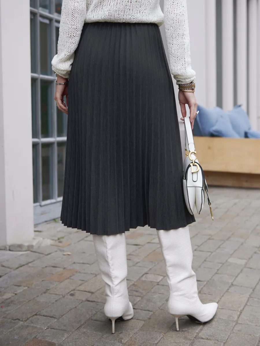 Серая юбка миди теплая