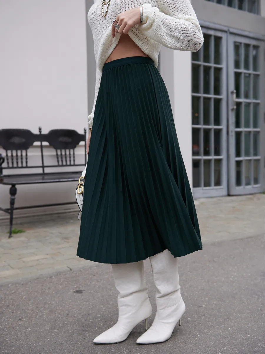 Зеленая юбка миди теплая