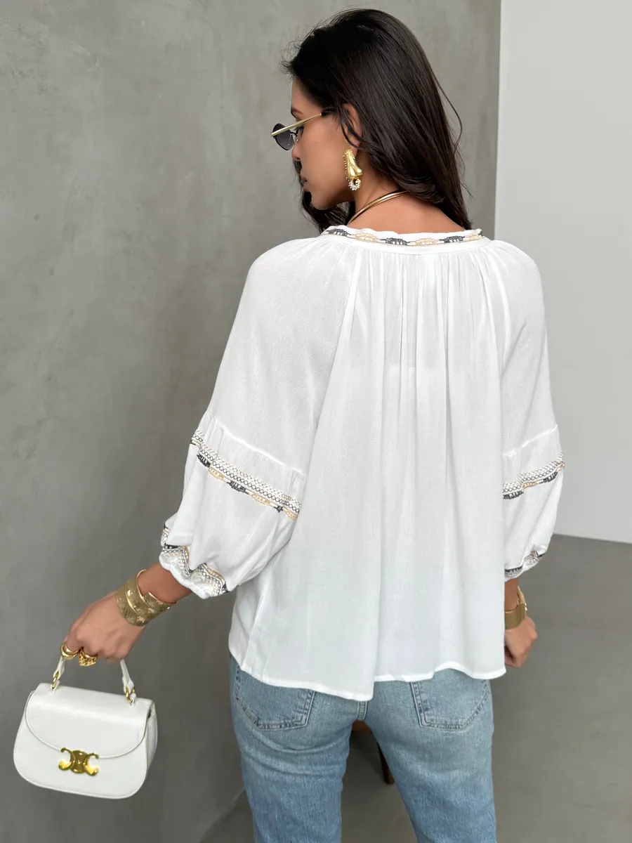 Белая блузка нарядная летняя