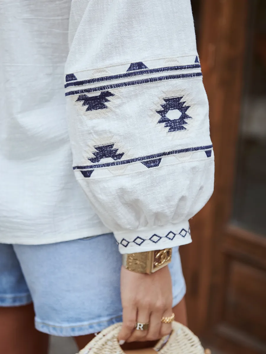 Белая блузка нарядная летняя