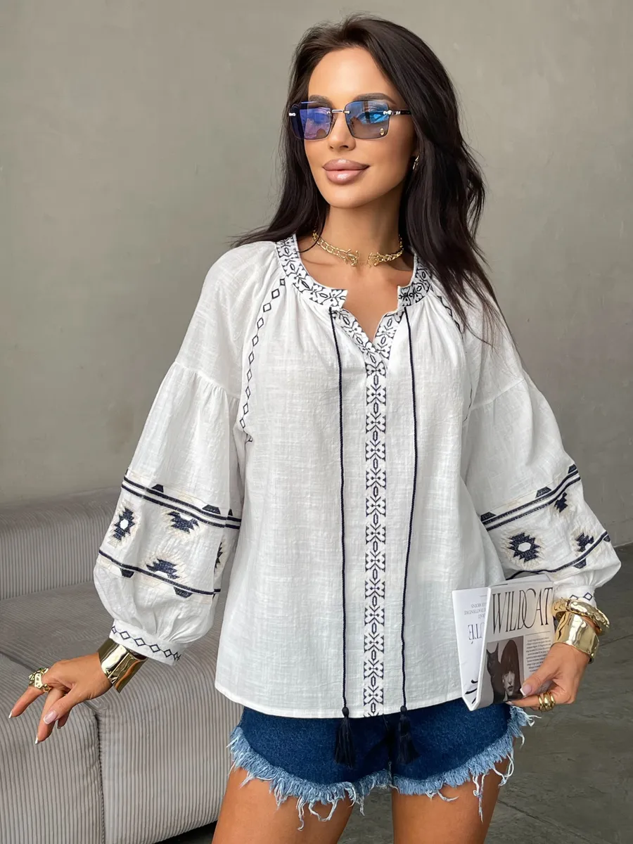 Блузка нарядная летняя