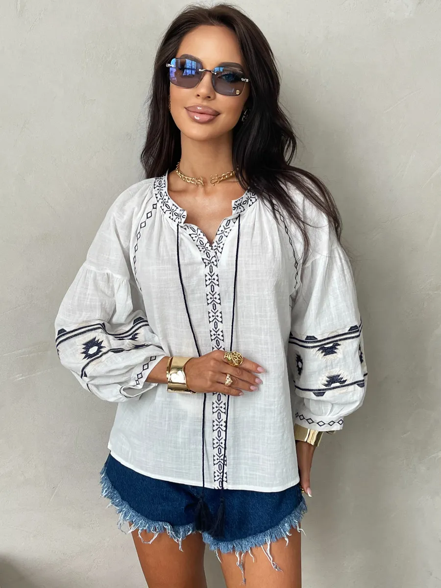 Белая блузка нарядная летняя