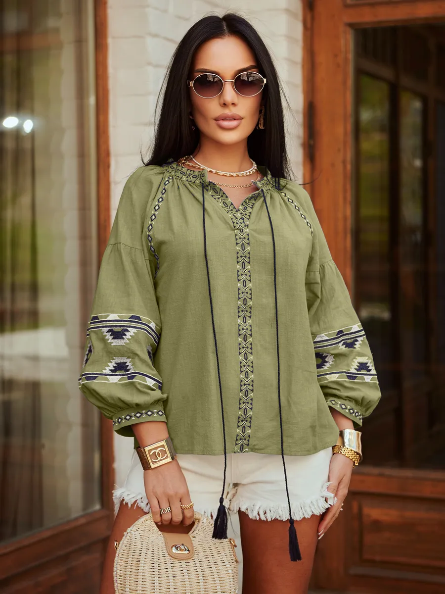 Хаки блузка нарядная летняя