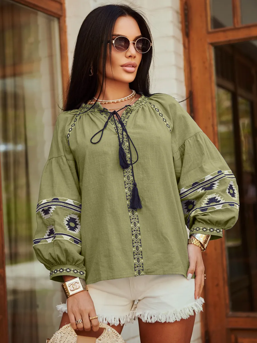 Хаки блузка нарядная летняя