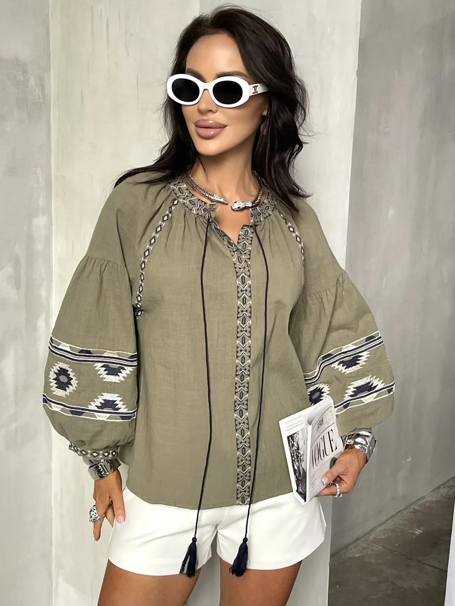 Хаки блузка нарядная летняя