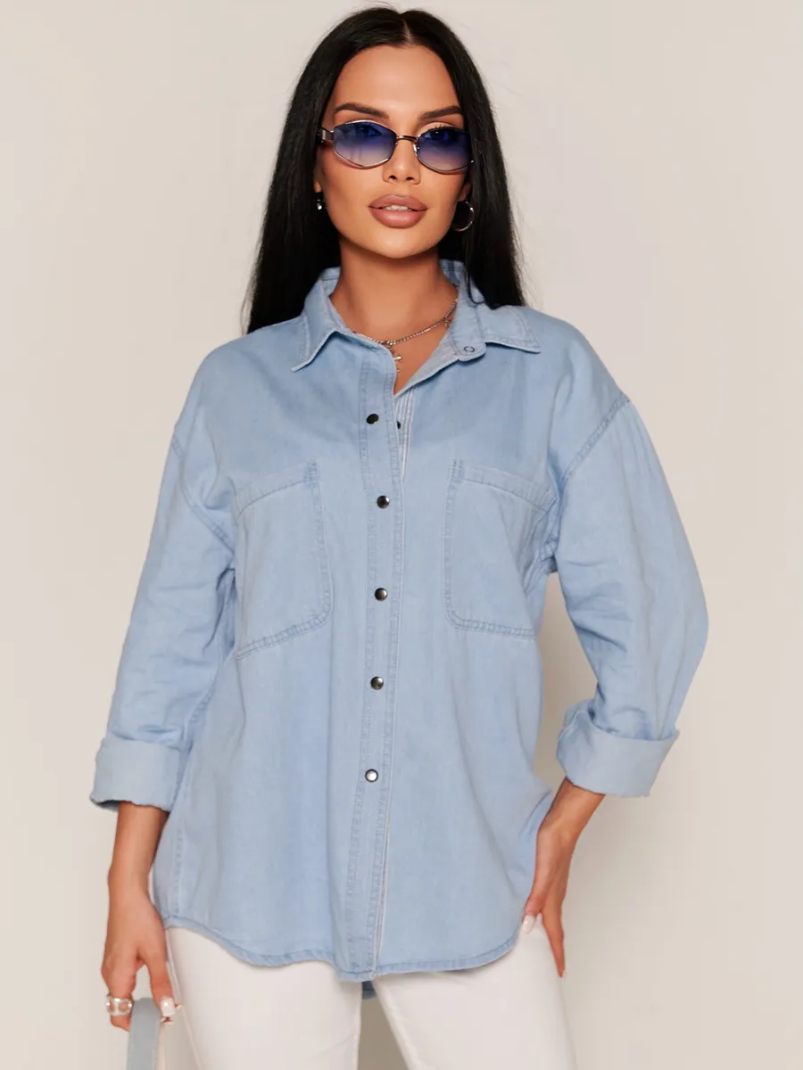 Синяя джинсовая рубашка оверсайз