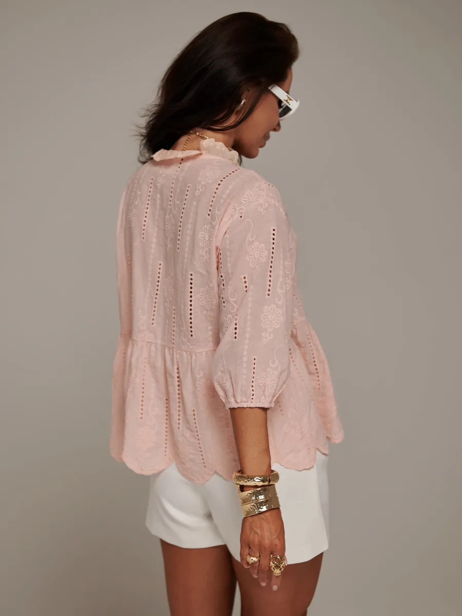 Розовая блузка нарядная летняя