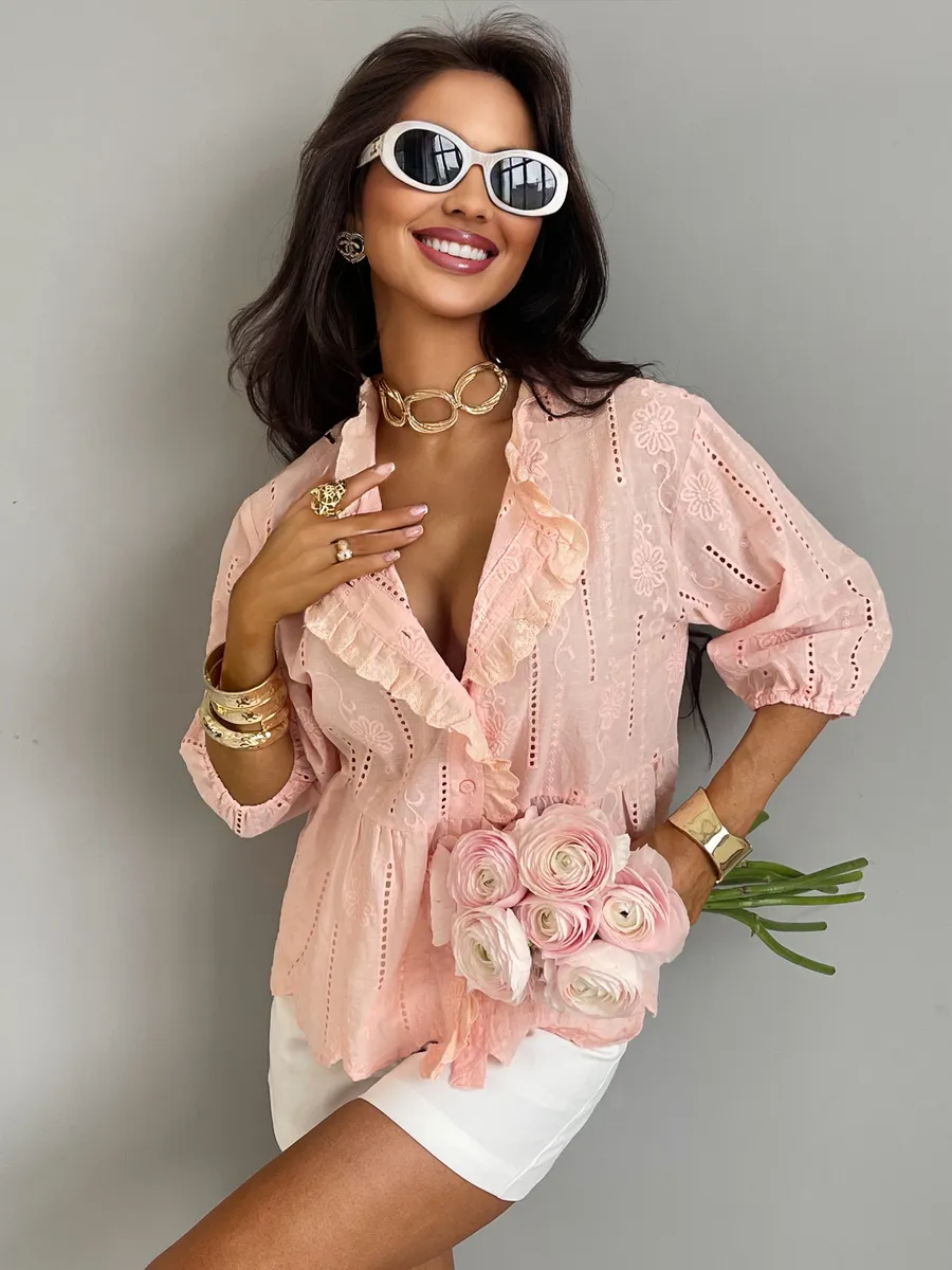 Розовая блузка нарядная летняя