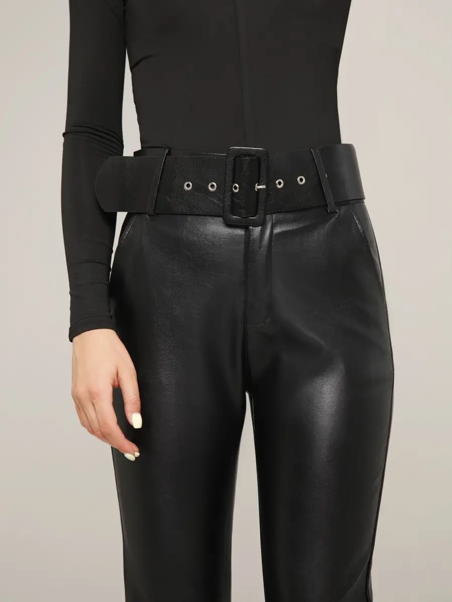 Брюки женские кожаные из экокожи с разрезами внизу