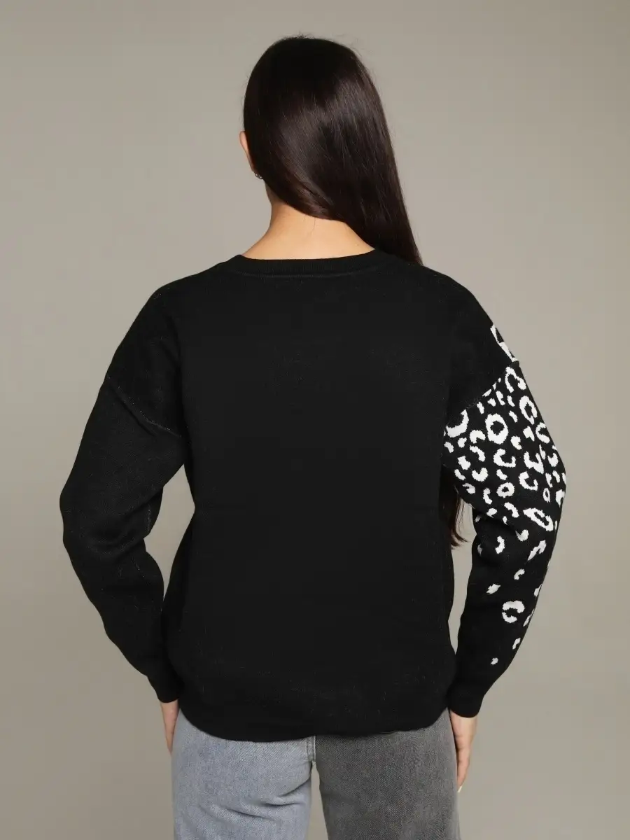 Черная кофта