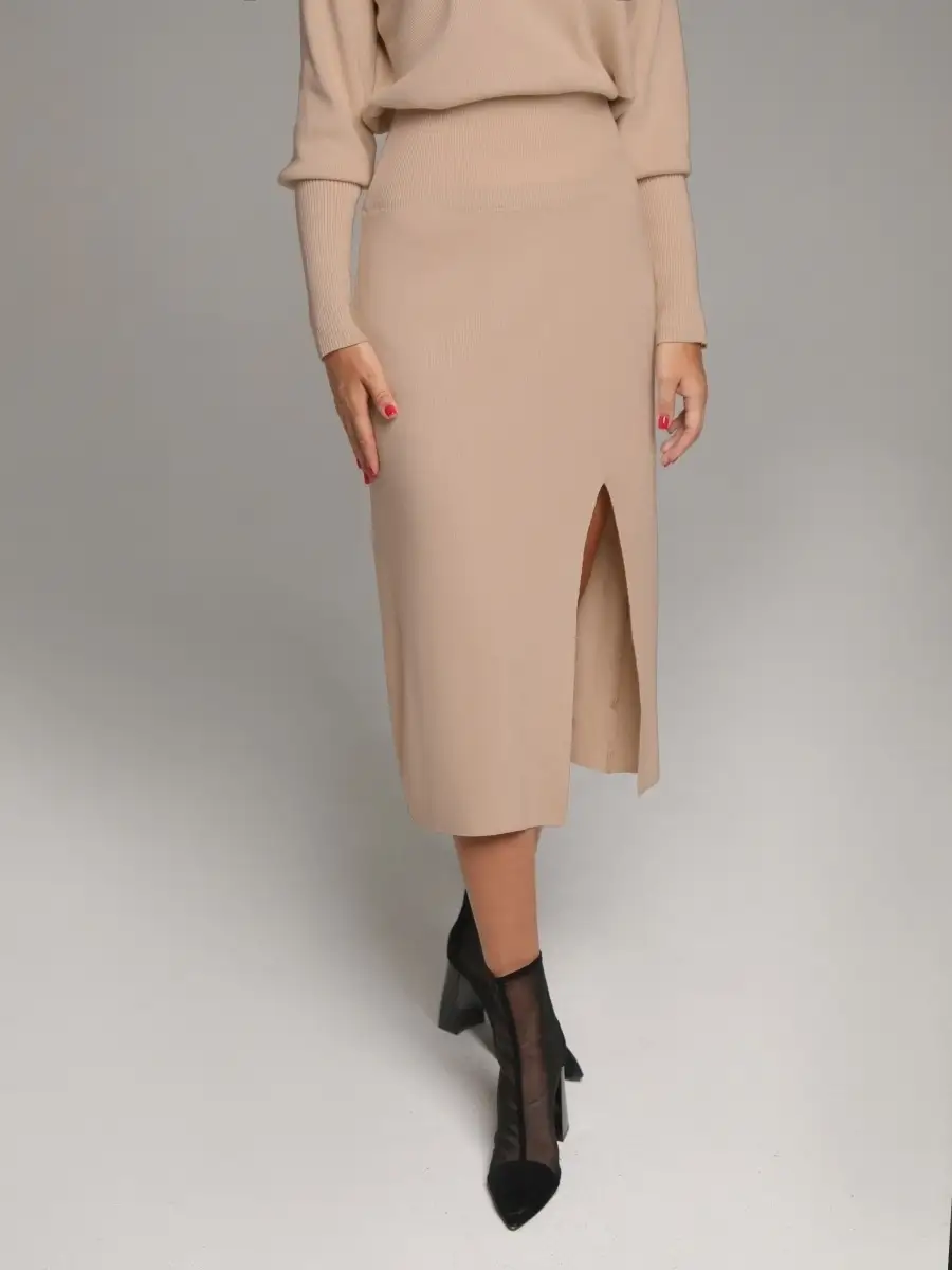 Капучино костюм женский юбочный юбка миди и джемпер кофта