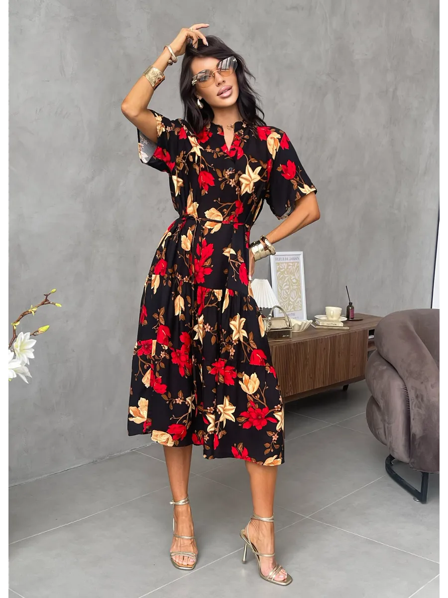 Красное платье летнее