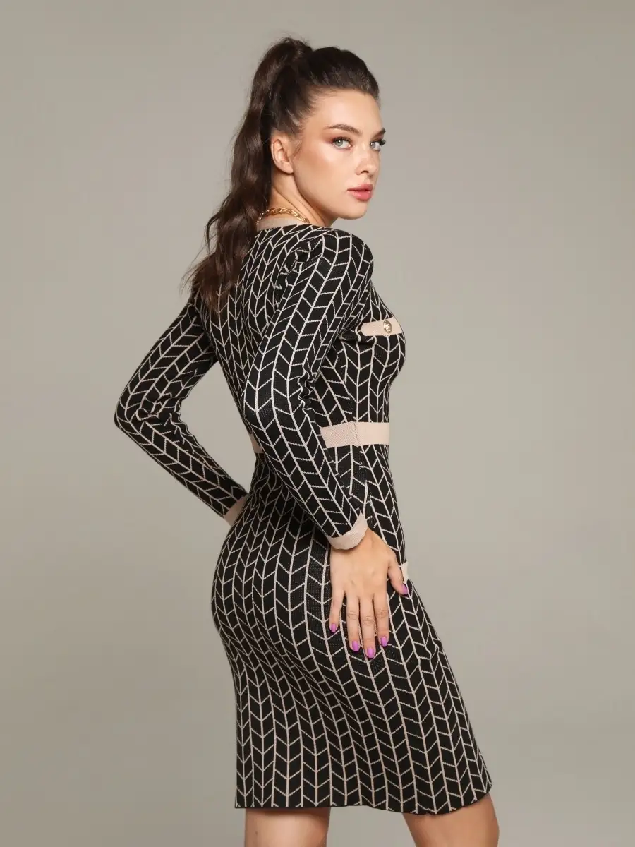 Черное платье