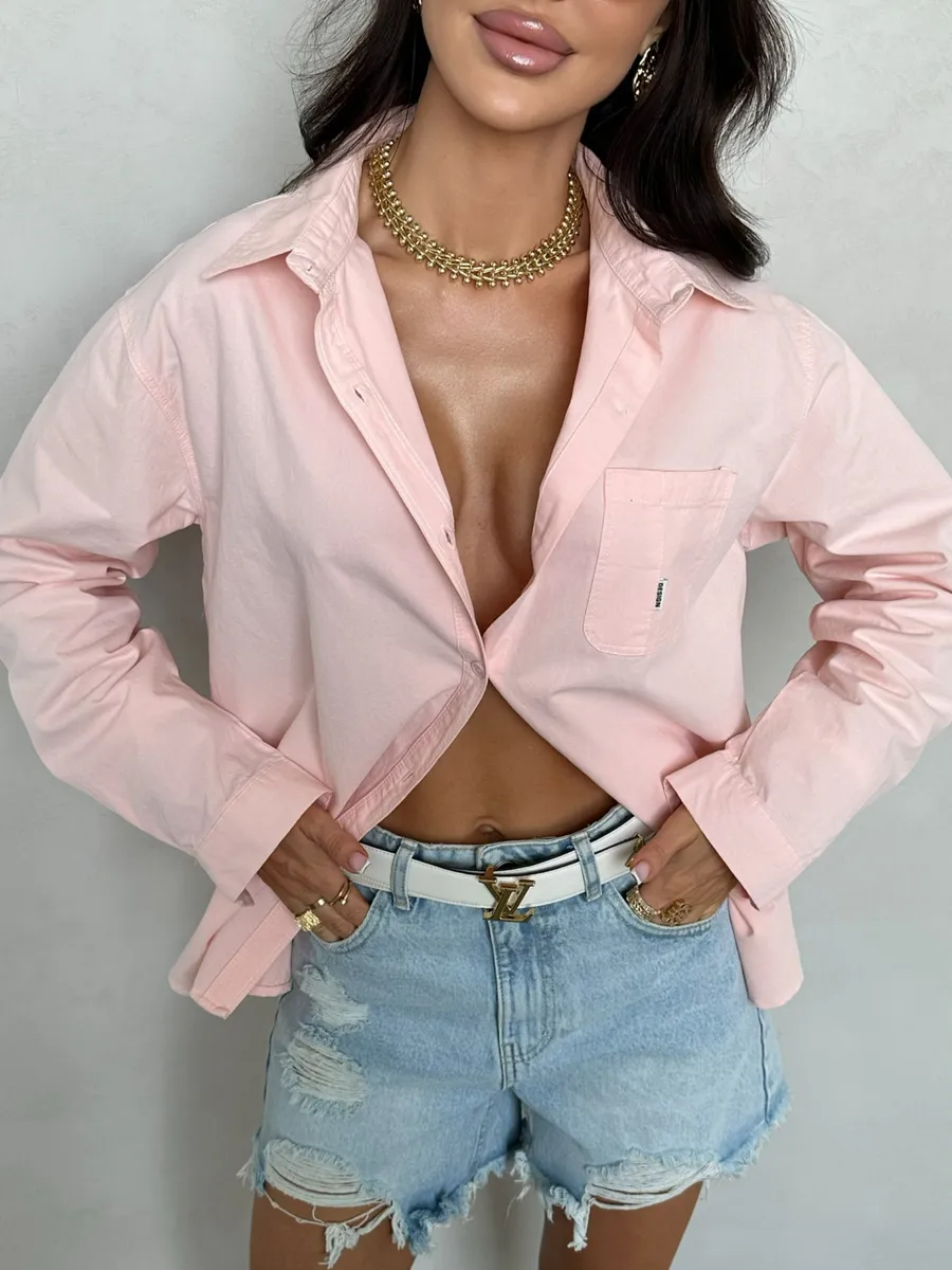 Розовая рубашка летняя