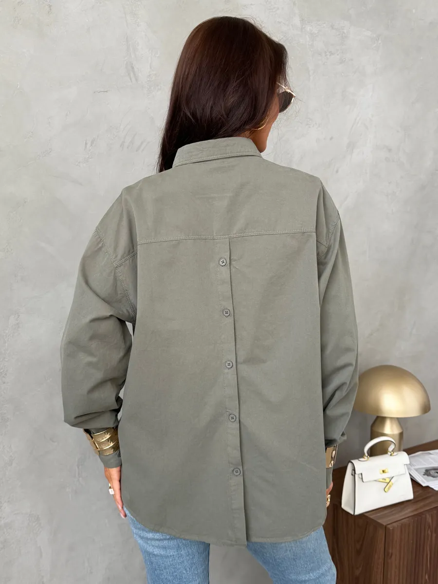 Зеленая рубашка летняя