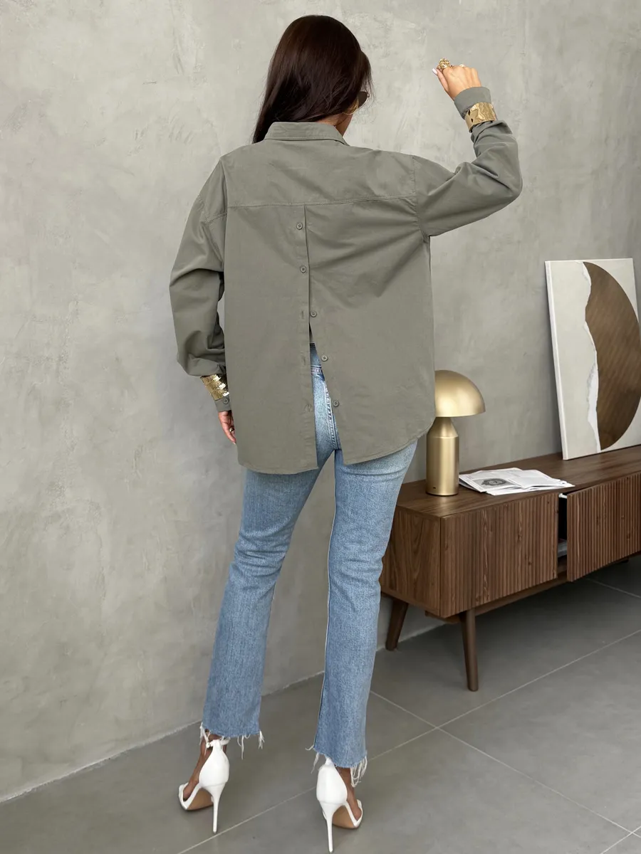 Зеленая рубашка летняя