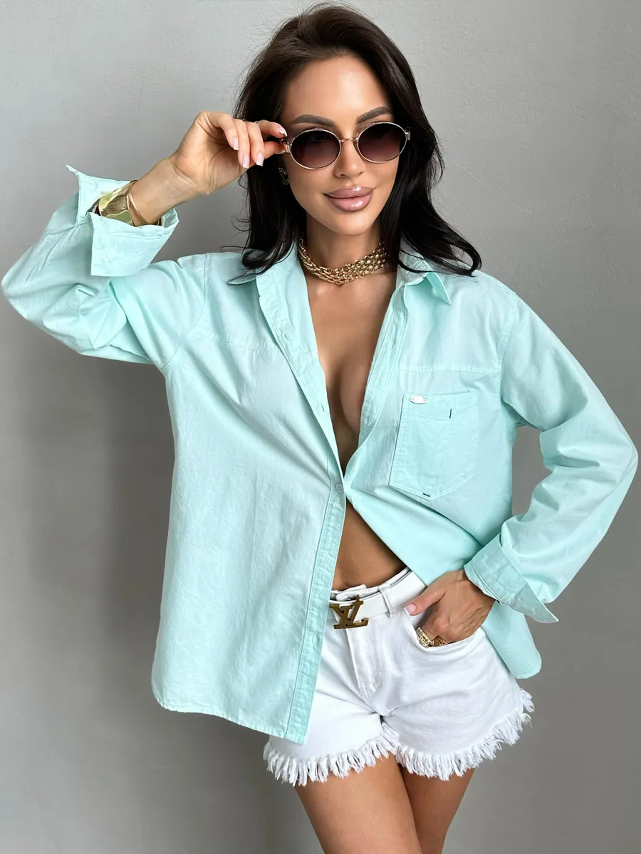 Синяя рубашка летняя