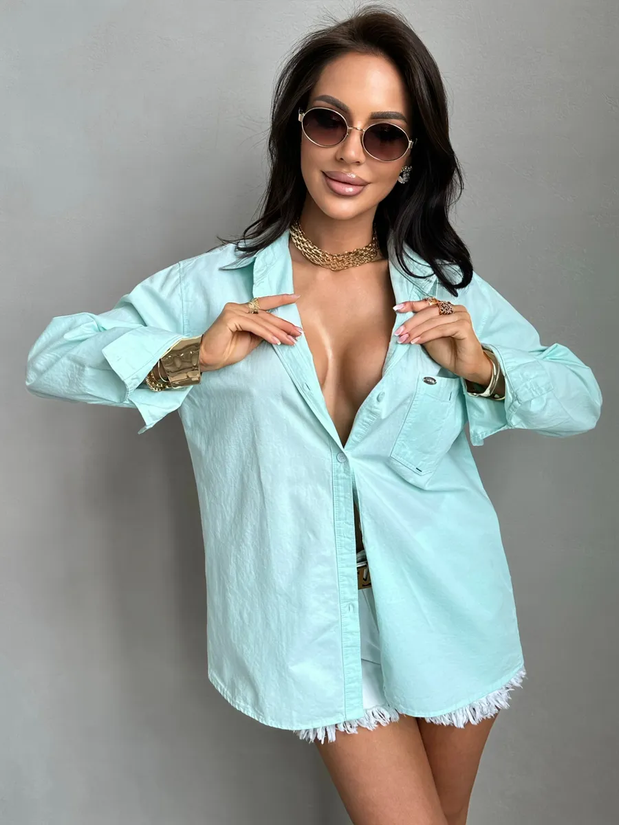 Синяя рубашка летняя