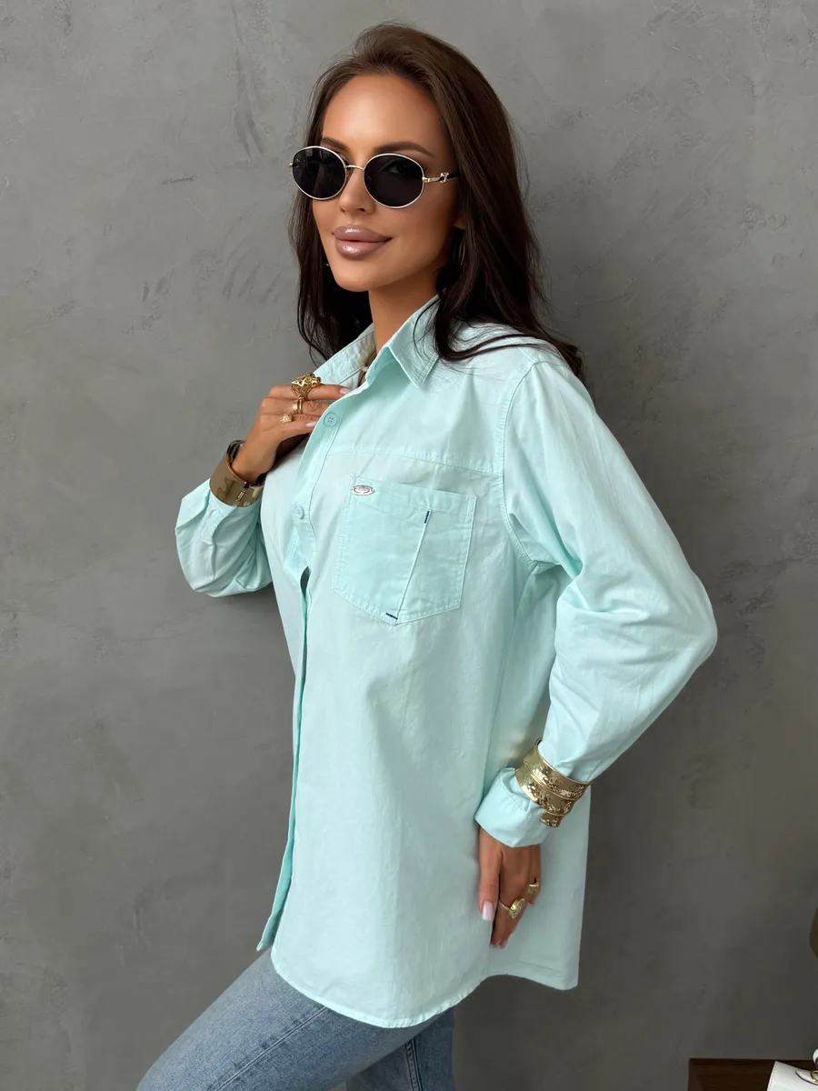 Синяя рубашка летняя