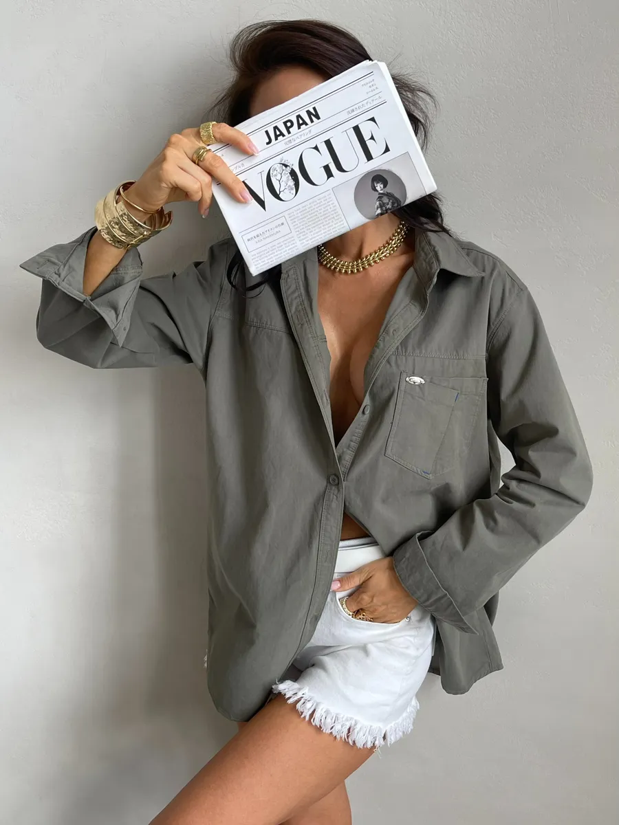 Зеленая рубашка летняя