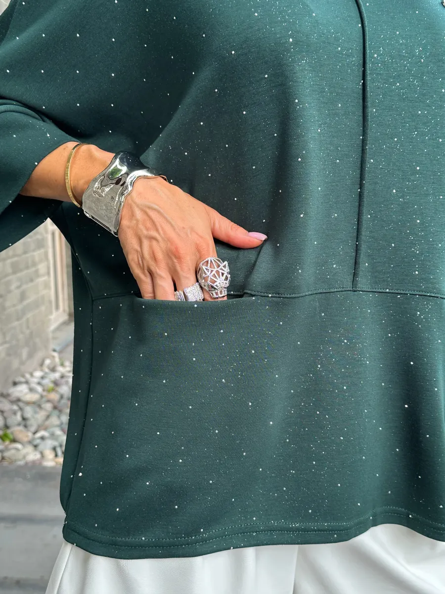 Зеленая кофта нарядная