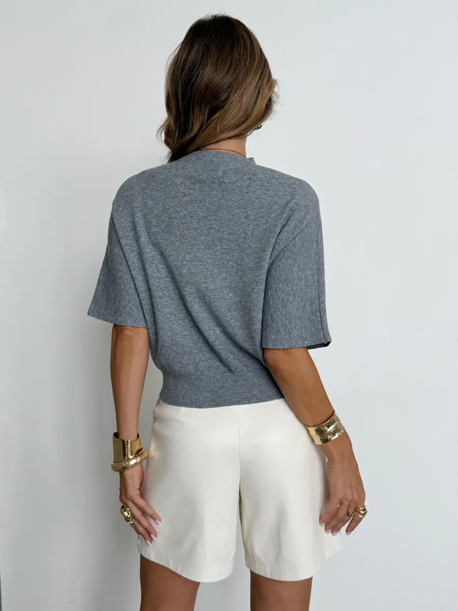 Серая кофта женская